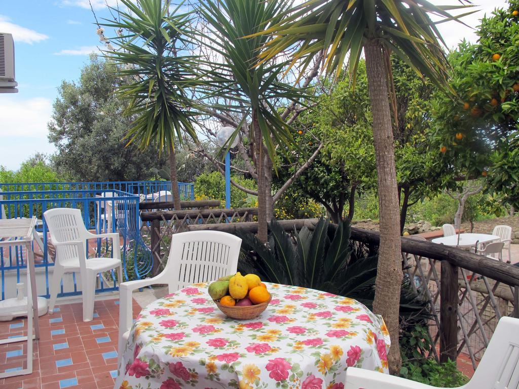 Aparthotel Villa Marinu Forio di Ischia Zewnętrze zdjęcie