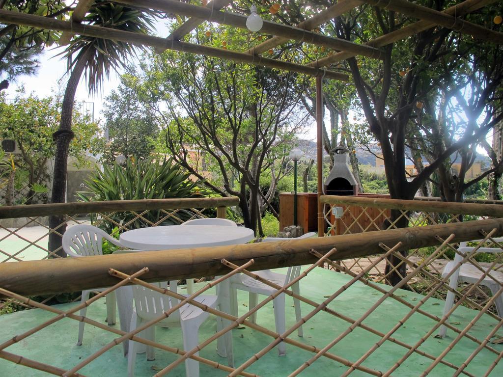 Aparthotel Villa Marinu Forio di Ischia Zewnętrze zdjęcie