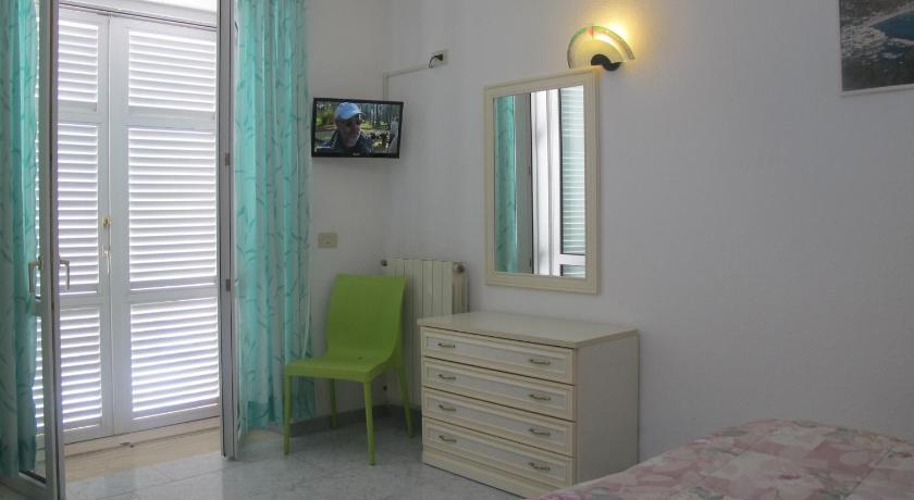 Aparthotel Villa Marinu Forio di Ischia Pokój zdjęcie
